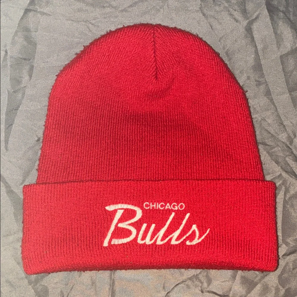 Mitchell & Ness Red Cuffed Beanie with White Script - Picture 1 of 3
